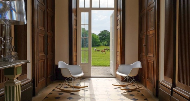 Le hall du château de Vaugrigneuse (lieu de réception ou séminaire, Essonne, France)