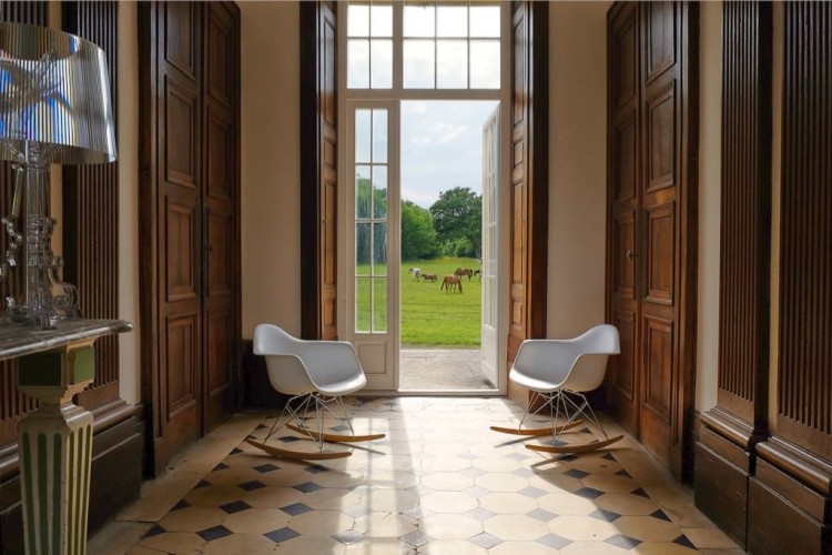 Le hall du château de Vaugrigneuse (lieu de réception ou séminaire, Essonne, France)