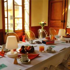 La salle des gardes pour un petit déjeuner d’affaire.