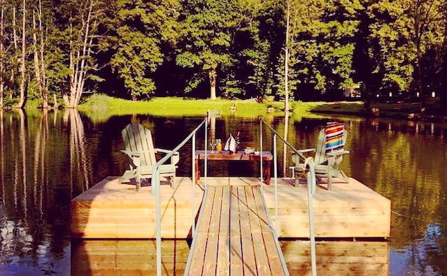 Château de Vaugrigneuse - Ponton sur l’étang