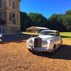 La Rolls-Royce des mariés est avancée !