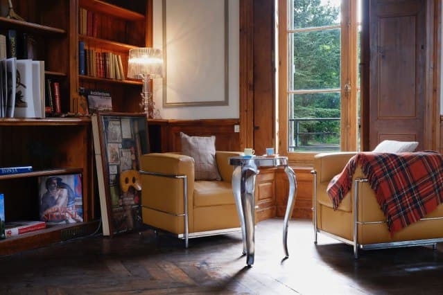 Château de Vaugrigneuse, salon de réception : bibliothèque