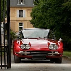 Une sportive de légende au château de Vaugrigneuse, Lamborghini 400 GT.