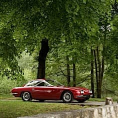 Une sportive de légende au château de Vaugrigneuse, Lamborghini 400 GT.
